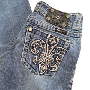 Miss Me Bootcut Jeans Fleur de Lis Bling Embellished Size 28